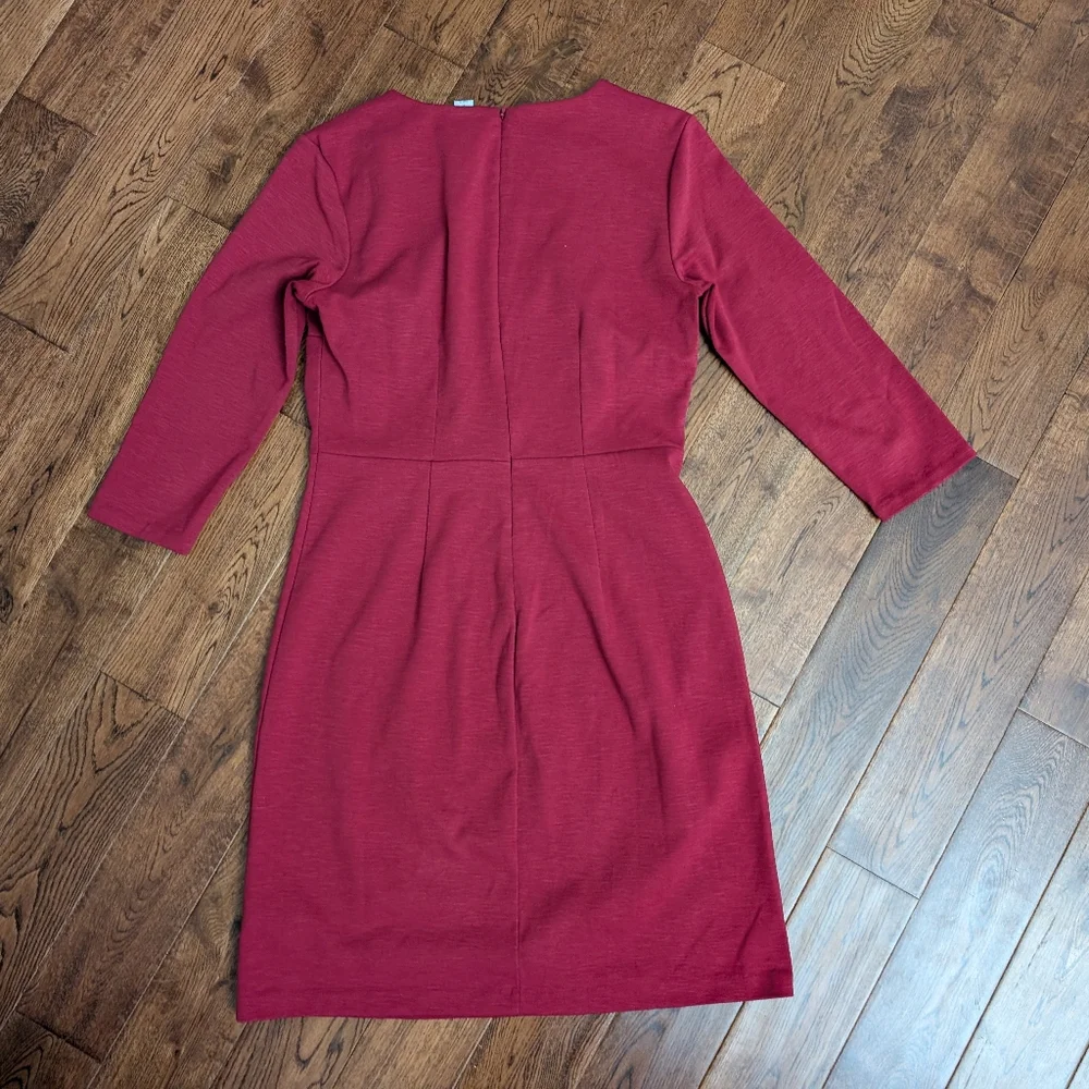 EUC Old Navy Sheath Midi Dress 3/4 Sleeve Maroon Zip Back Size Small - Picture 5 of 9